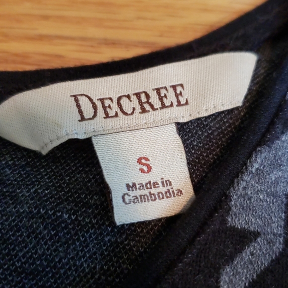 EUC Houndstooth peplum top - Picture 2 of 4